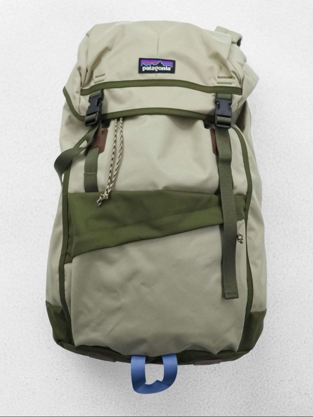 Patagonia Arbor Grande Backpack - 32 L beige and olive